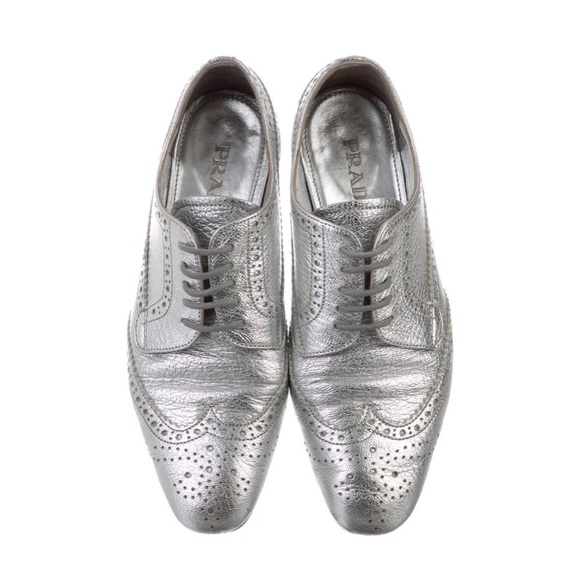❌sold❌Prada metallic silver leather oxfords flats 36.5 - Picture 4 of 7